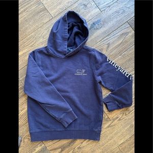 Vineyard vines hoodie